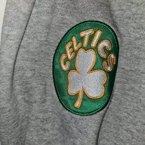 Mitchell & Ness Boston Celtics Larry Bird 33 Hoodie [Sz 5XL] - Picture 8 of 12